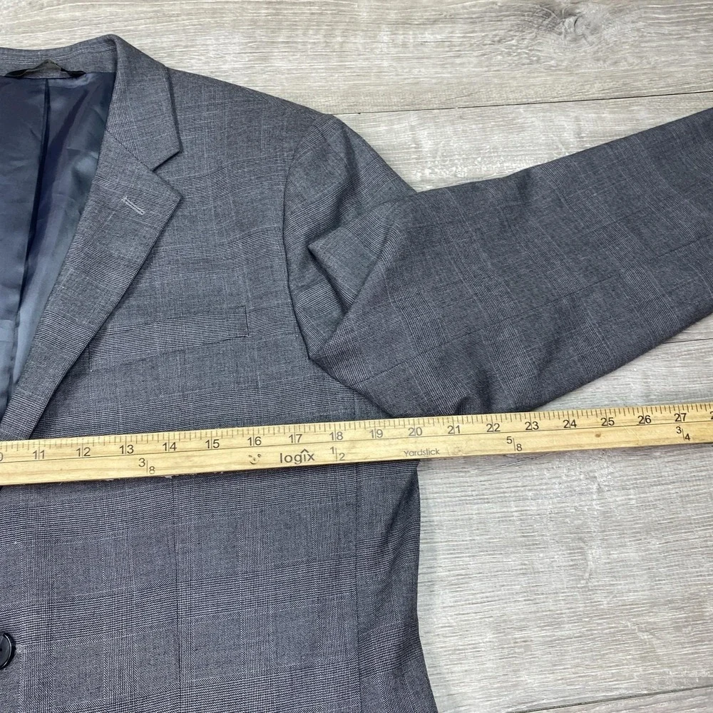Source Unknown type suit